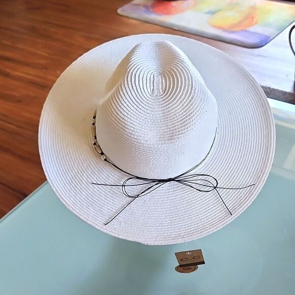 C.C Hat - Picture 2 of 8